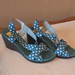 CHARLESTON SHOE CO. Teal Polka Dot Wedges